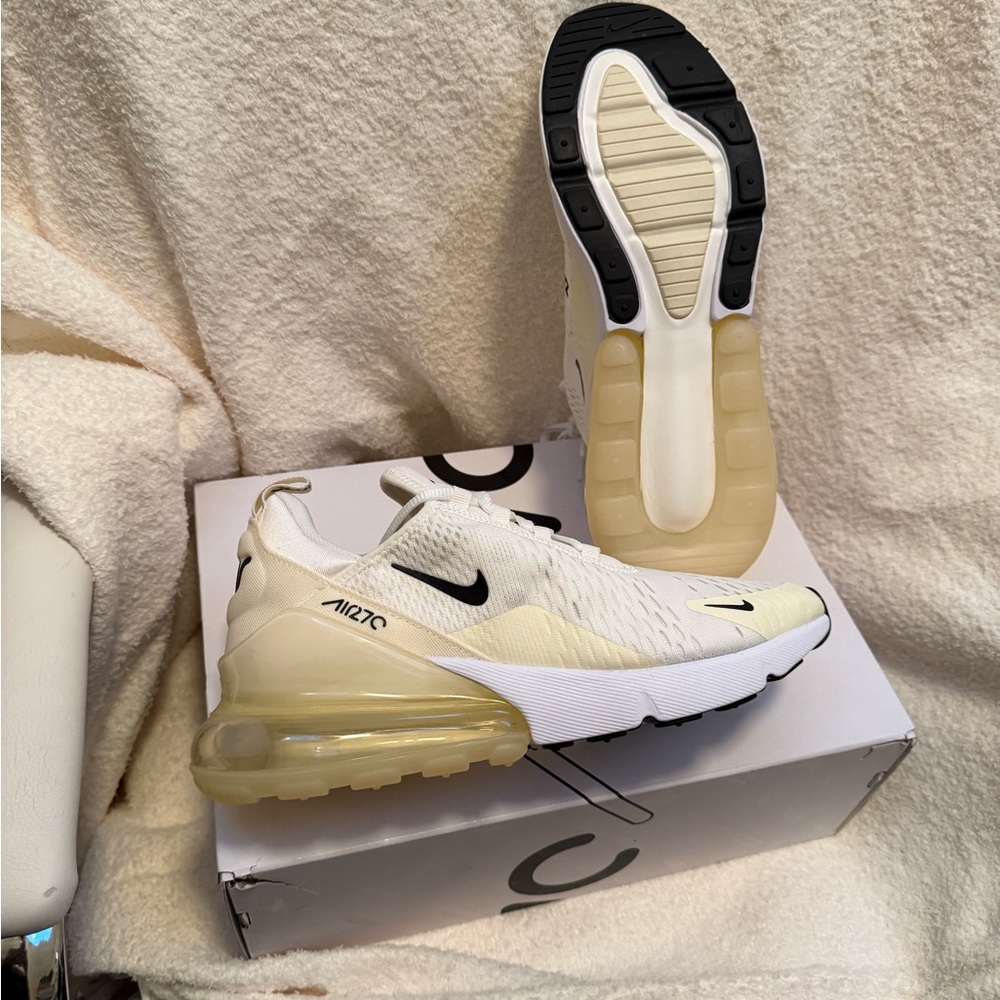 Nike Air Max 270 Cream and Black Sneakers